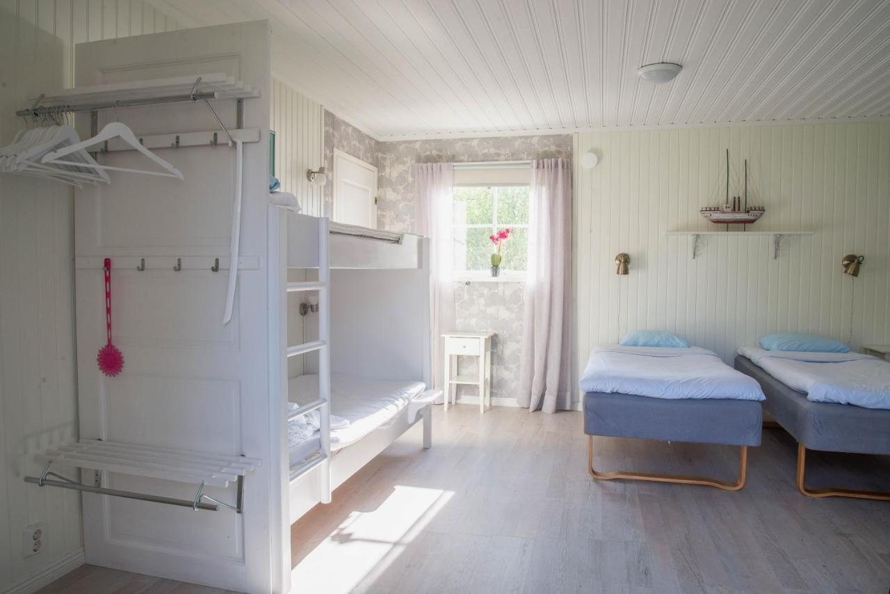 Bed and Breakfast Kastelholms Gaesthem à Sund Extérieur photo
