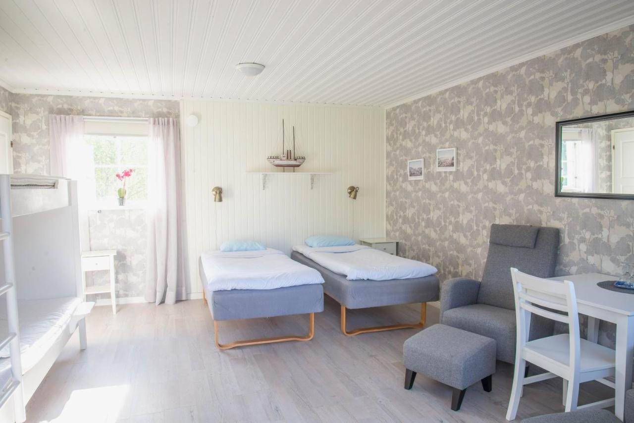 Bed and Breakfast Kastelholms Gaesthem à Sund Extérieur photo
